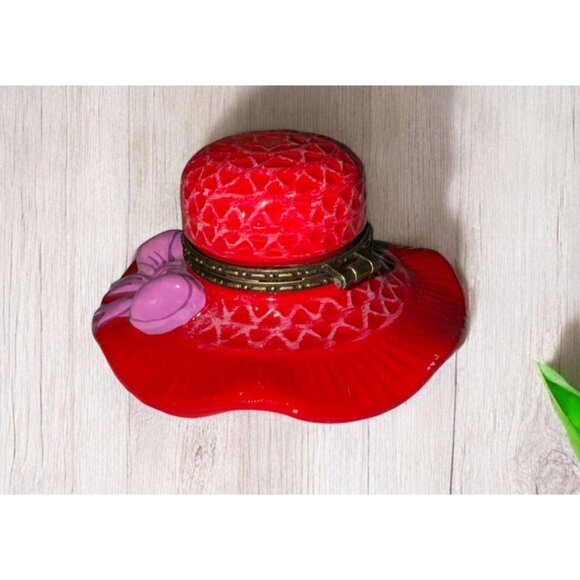 Red Hatters Trinket Box Ceramic Hat Trinket/Pill Box With Bow Shaped Lid & Hinge - Picture 3 of 7